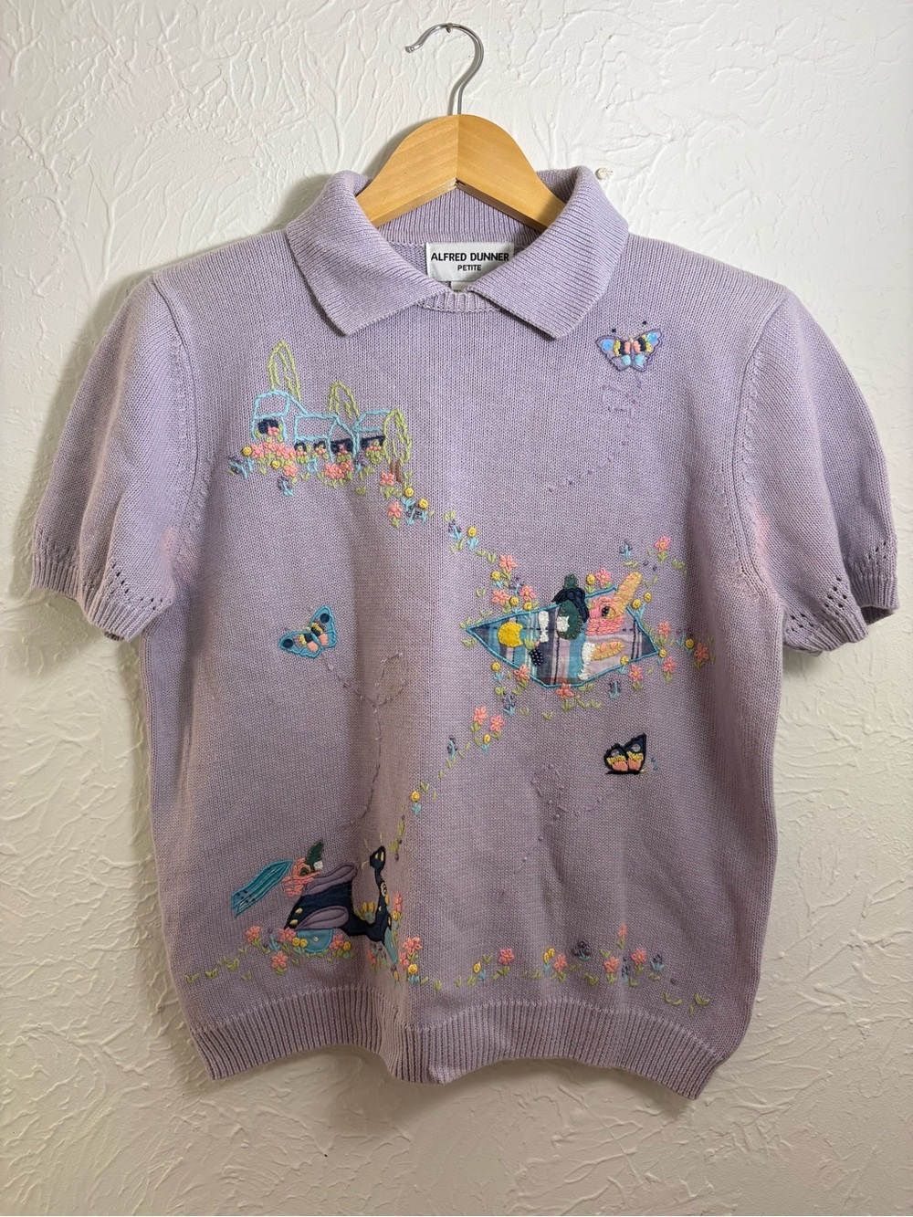 Vintage Alfred Dunner Lavender Purple Embroidered Short Sleeve Knit Sweater